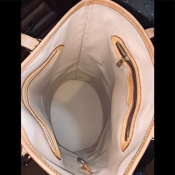 ❌❌SOLD❌❌🎁AUTH LV BUCKET GM GORG EUC CLASSIC🎁 - Picture 3 of 9
